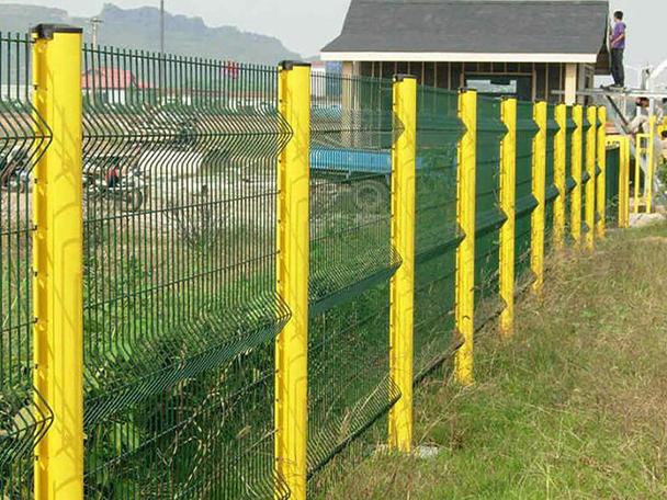 草坪护栏可以使用多少年?