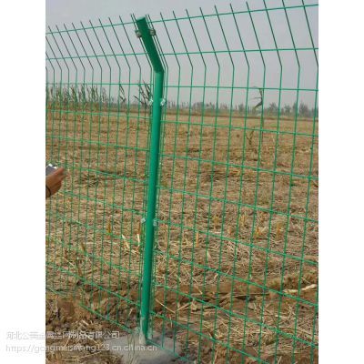 双边丝护栏网的产品规格 安装方法